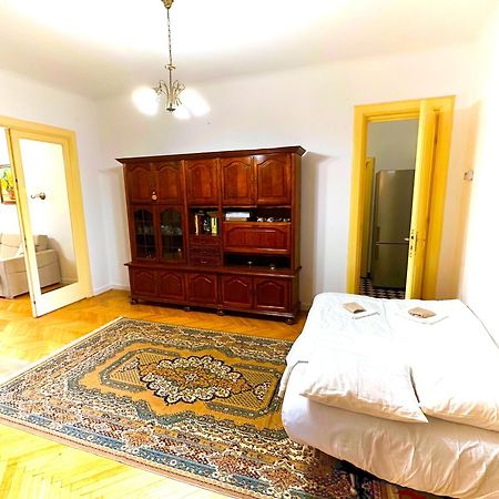 Ultracentral Apartment 4 Rooms - Old City Center -120 Square Meters - Bükreş Dış mekan fotoğraf